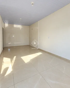 Casa De Fundos No São Francisco