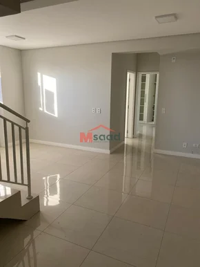 Cobertura Duplex Ed. Rio Sena