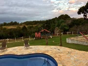 <strong>CHÁCARA NA RUA MIGUEL DROPA - UVARANAS</strong>