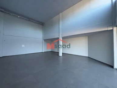 Sala Comercial - Uvaranas
