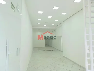 <strong>SALA COMERCIAL - CENTRO</strong>