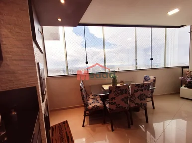 Belíssimo Apartamento No Ed. Santos Dumont