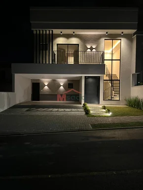 <strong>CASA BOSQUE MISTRAL</strong>