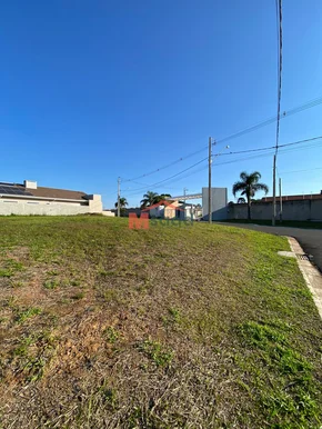 Terreno De Esquina 339m² Condomínio Royal Palace Uvaranas