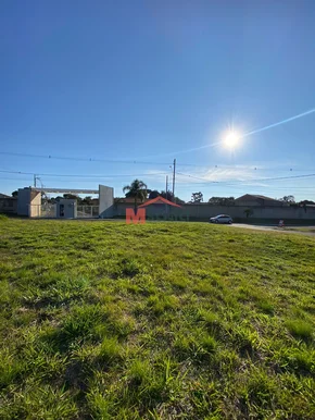 Terreno De Esquina 339m² Condomínio Royal Palace Uvaranas