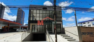 Prédio Comercial Anexo Ao Posto Bp