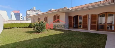 <strong>Casa comercial 3 quartos (suíte) Jardim América</strong>