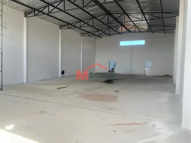 Barracão Comercial  350m² | Próx. Terminal Uvaranas