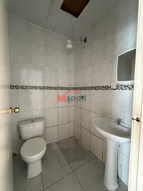 Casa Com Suíte E Churrasqueira
