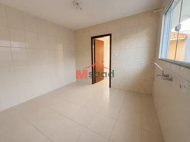 Imóvel Comercial/residencial Amplo E Versátil