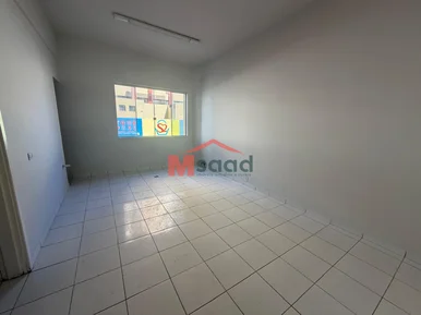 <strong>SALA COMERCIAL NO CALÇADÃO</strong>