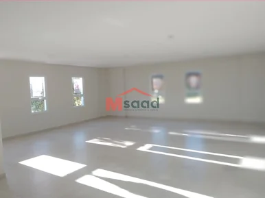 <strong>Sala Comercial para Locação | Estrutura Moderna e Localização Privilegiada</strong>