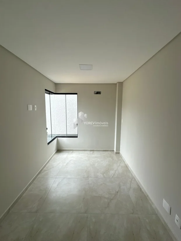 Foto Casa  no EOS MIRANTE - Com 3 quartos (1 suíte)