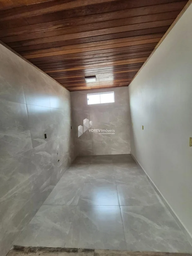 Foto CASA 3Q - SENDO UM SUITE / VILA RICCI / CONTORNO