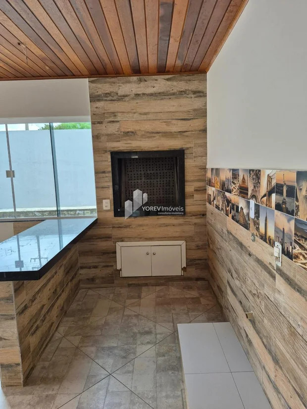 Foto CASA 3Q - SENDO UM SUITE / VILA RICCI / CONTORNO