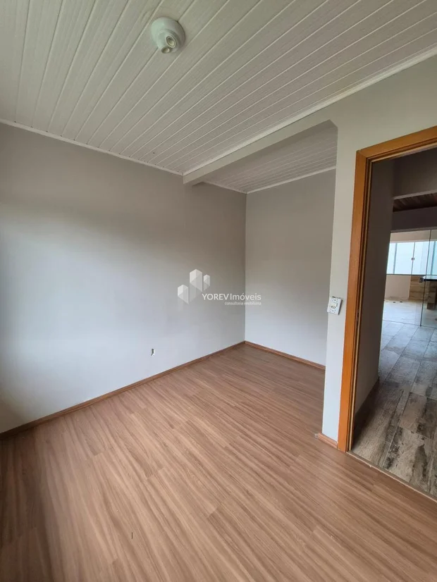 Foto CASA 3Q - SENDO UM SUITE / VILA RICCI / CONTORNO