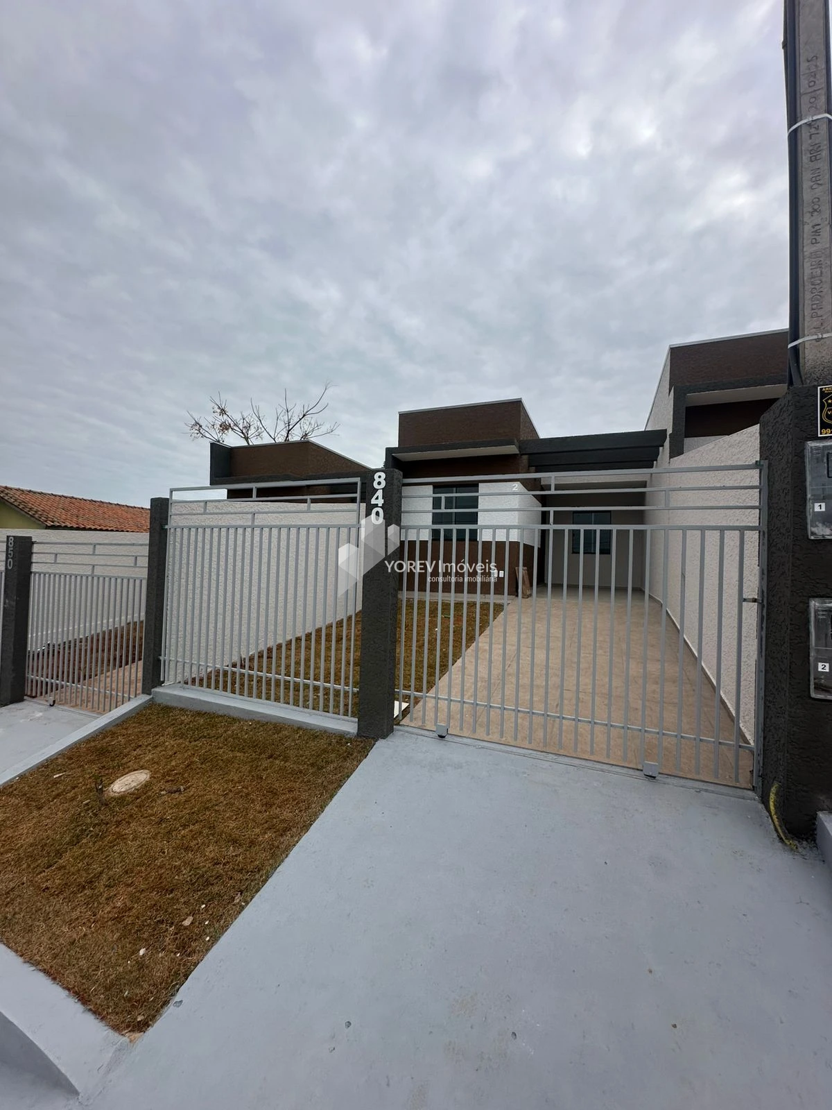 Casa Com 3 Quartos - Vila  Cipa