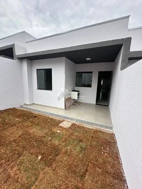 Casa Com 3 Quartos - Vila  Cipa