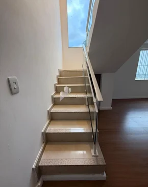 Miniatura - Foto JARDIM CANAÃ / TRÊS QUARTOS - UMA SUÍTE /CONTORNO