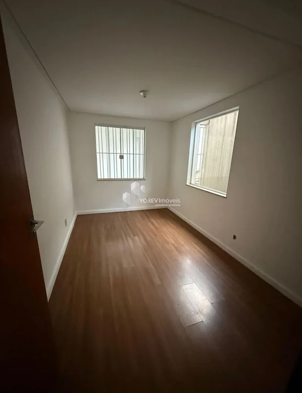 Foto JARDIM CANAÃ / TRÊS QUARTOS - UMA SUÍTE /CONTORNO