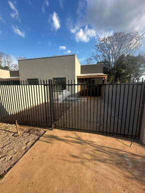 Casa Com Dois Quartos - Bairro Campo Belo