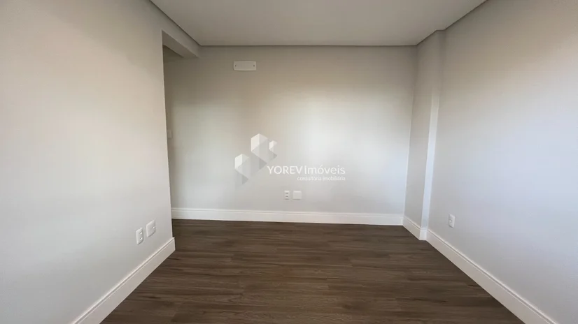 Foto Apartamento com três quartos (1 suíte) Vila Estrela