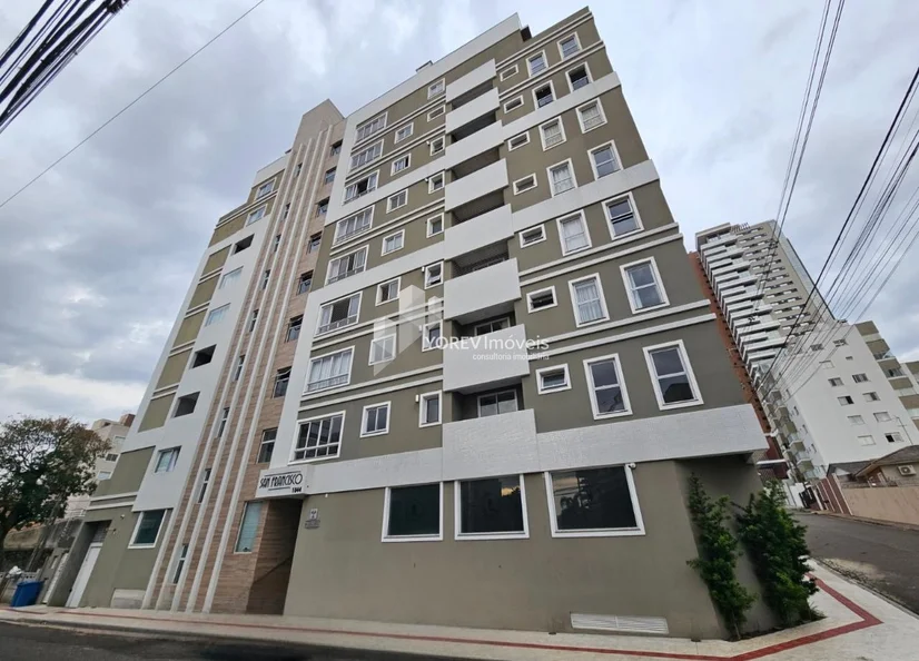 Foto Apartamento com três quartos (1 suíte) Vila Estrela