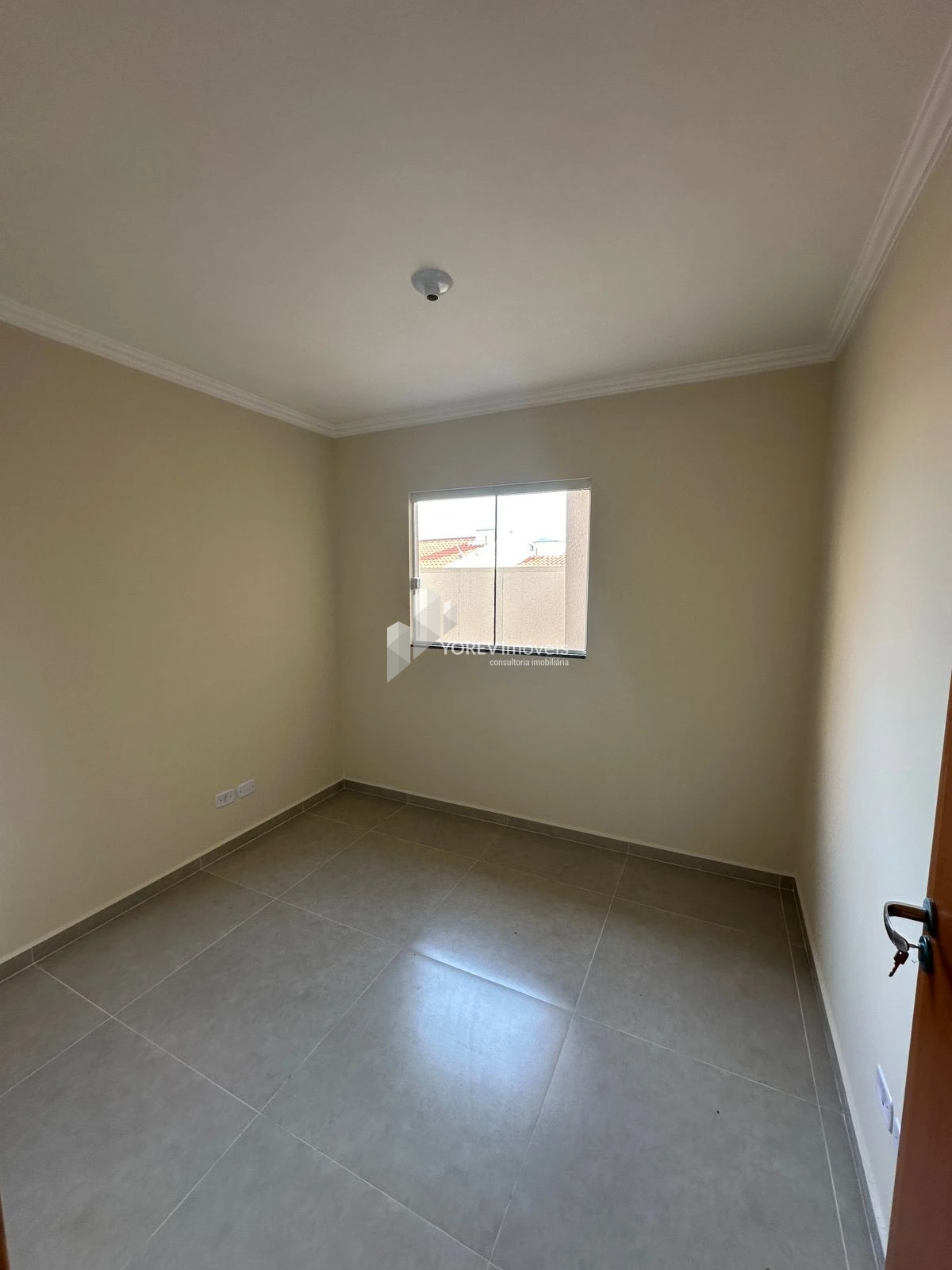 Casa Com Três Quartos - Campo Belo Uvaranas