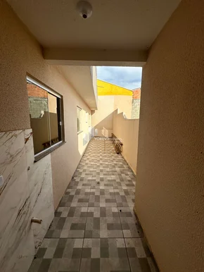 Casa Com Três Quartos - Campo Belo Uvaranas