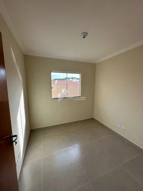 Casa Com Três Quartos - Campo Belo Uvaranas