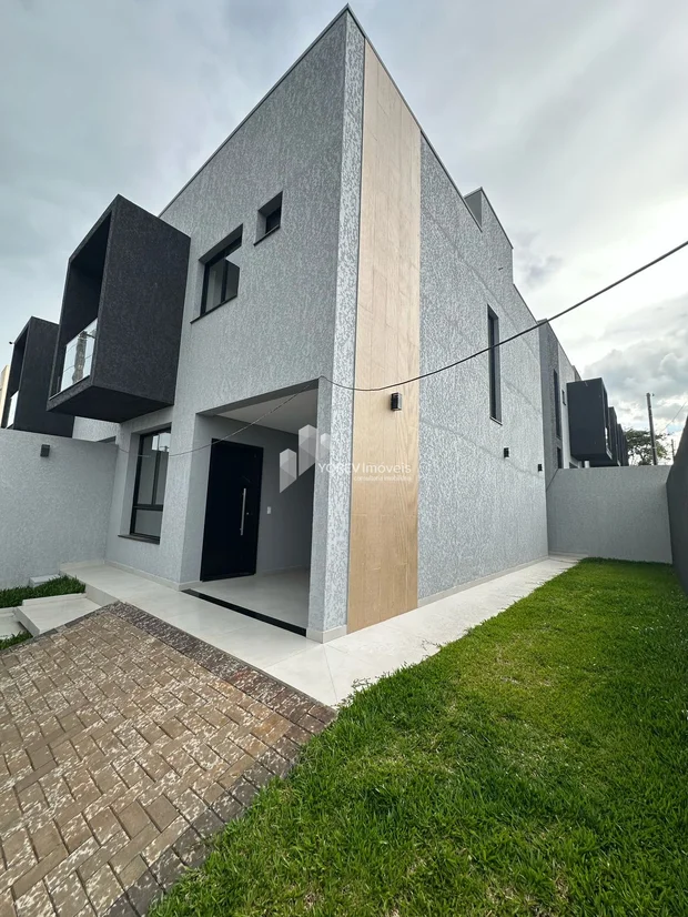 Foto Sobrado de esquina com com 3 suítes  -  Jardim Carvalho