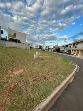 Terreno De Esquina á Venda - Condomínio Doman Paysage