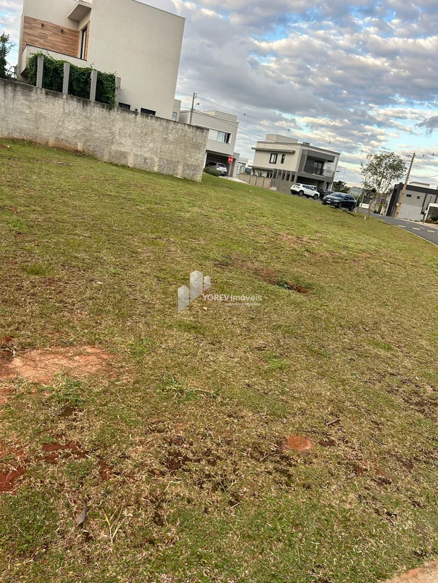 Foto Terreno de esquina á venda - Condomínio Doman Paysage
