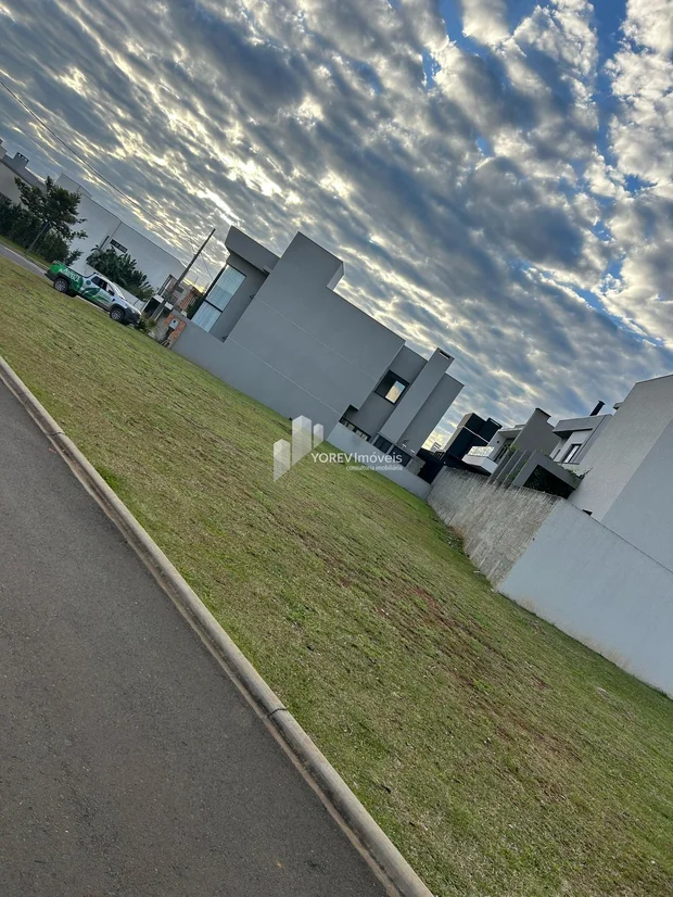 Foto Terreno de esquina á venda - Condomínio Doman Paysage
