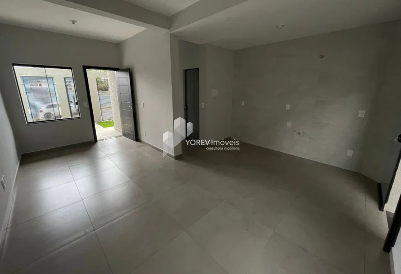 Foto Sobrado com  dois quartos - No Bairro Ronda