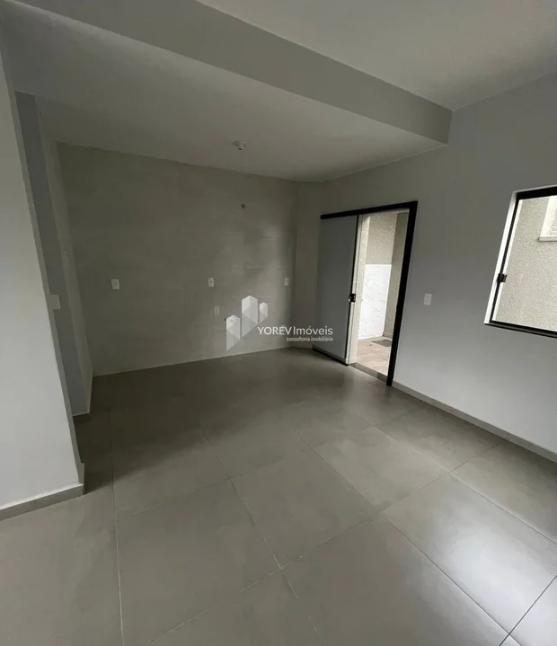Foto Sobrado com  dois quartos - No Bairro Ronda