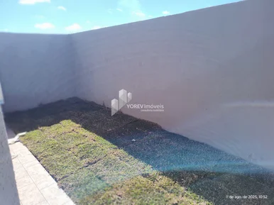 Casa Com Dois Quartos (1 Suíte) - Campo Belo Uvaranas