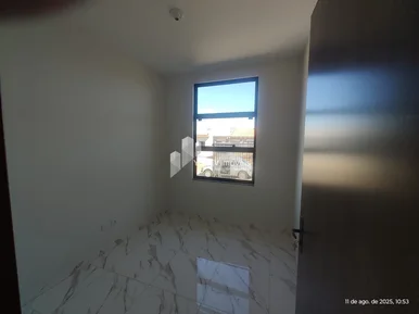 Miniatura - Foto Casa com dois quartos (1 suíte) - Campo Belo Uvaranas