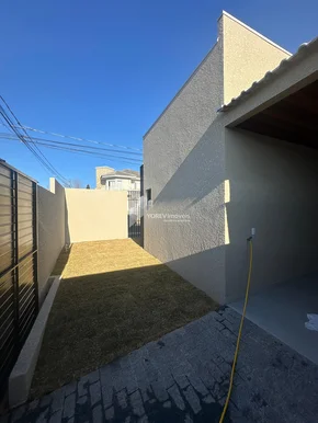 Miniatura - Foto Casa de esquina com 3 quartos - Bairro òrfãs