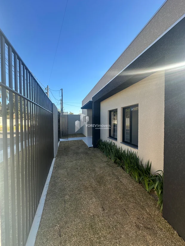 Foto Casa de esquina com 3 quartos - Bairro òrfãs