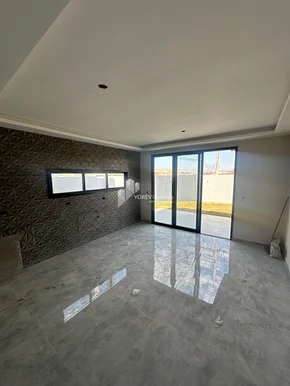Miniatura - Foto CASA 3Q - SENDO UM SUITE / NOVA PONTA GROSSA/ UVARANAS