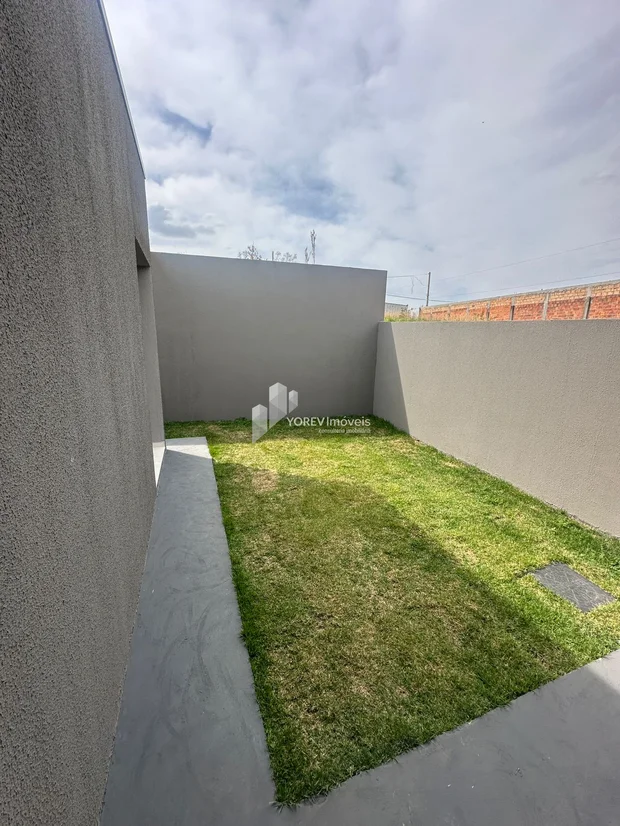 Foto Casa com 3 quartos (1 suíte) - Uvaranas
