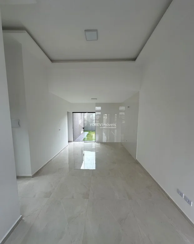 Foto Casa com 3 quartos (1 suíte) - Uvaranas