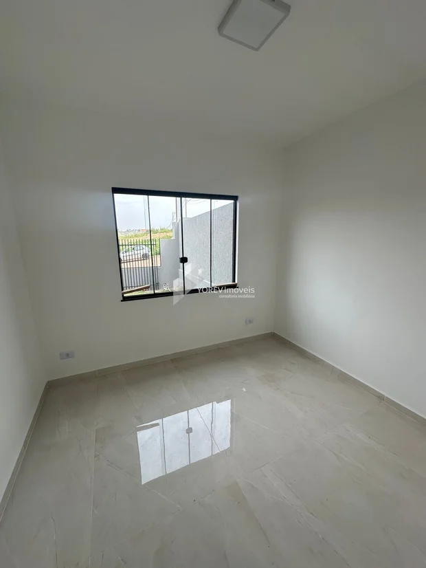 Foto Casa com 3 quartos (1 suíte) - Uvaranas