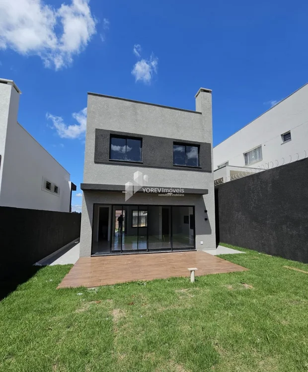 Foto Sobrado individual , com 3 quartos (1 suíte) - Vila estrela