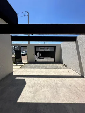 Casa Com Três Quartos (1 Suite) - Bairro Dona Marly