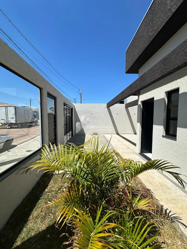 Foto Casa com três quartos (1 suite) - Bairro Dona Marly