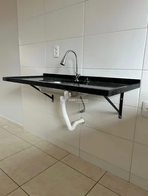 Casa Com Dois Quartos - Condomínio Porto Olivia