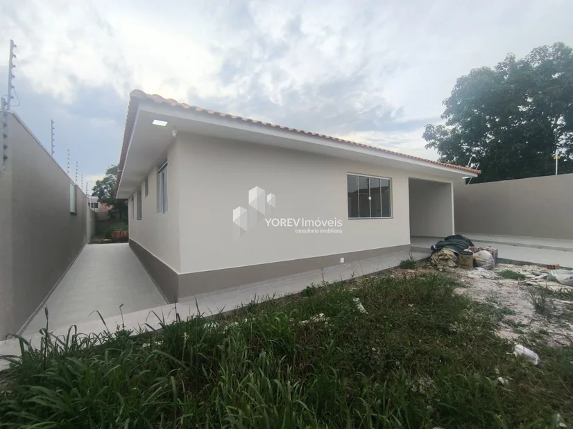 Foto Casa individual 3 quartos sendo um suíte - Bairro Marina