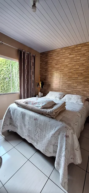 Miniatura - Foto Casa com três quartos de esquina em Imbituva